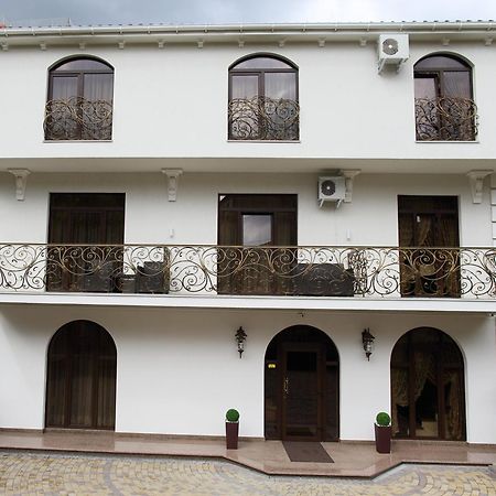 Prima Villa Guest House ヴィーンヌィツャ エクステリア 写真